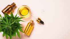 Óleo de cannabis é associado a resposta completa em dois casos de câncer de fígado avançado, diz estudo