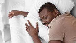 Estudo aponta que óleo de cannabis tem eficácia comparável ao Lorazepam contra insônia