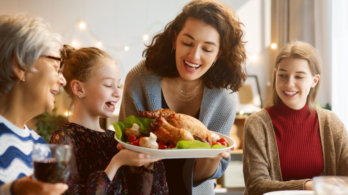 Tradição canábica do Dia de Ação de Graças ganha espaço em grandes veículos e da indústria