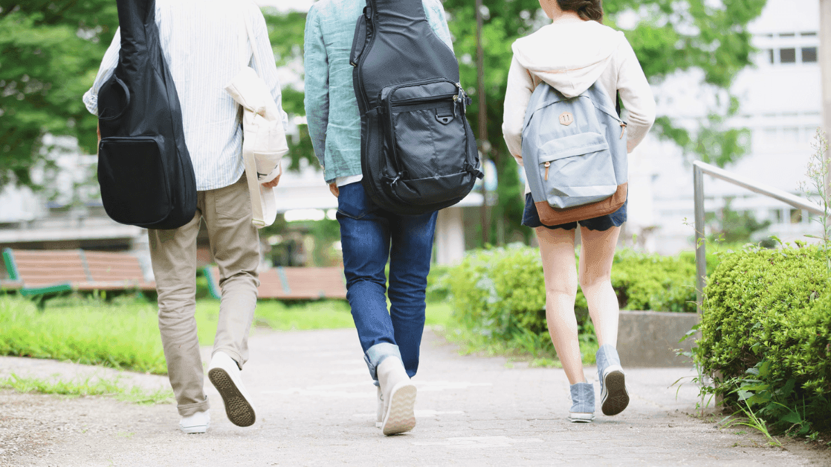  Pesquisa revela estabilidade no consumo de cannabis entre jovens americanos