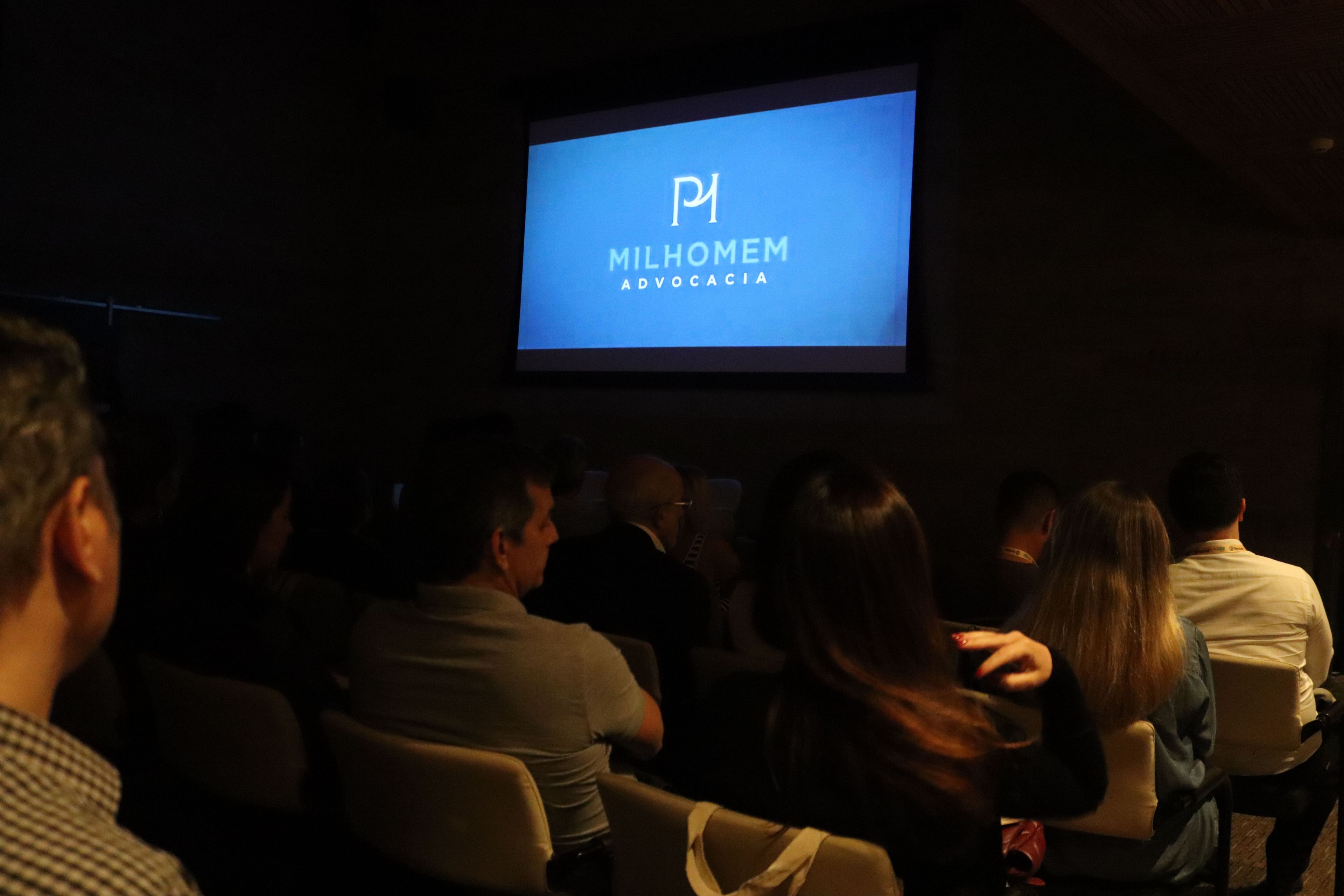  Milhomem Advocacia: especialista em soluções jurídicas para o mercado global de cannabis medicinal