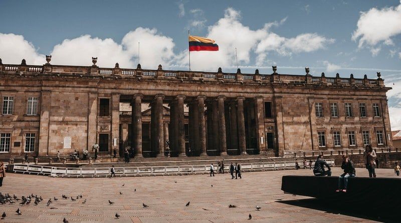 Colômbia define novas regras para exportação de cannabis