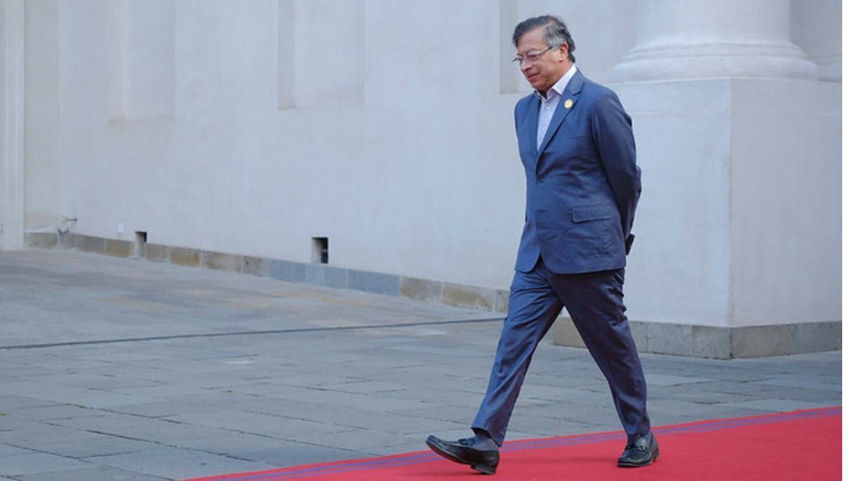 A cannabis no centro das reformas do governo colombiano: explorando o impacto fiscal da indústria.