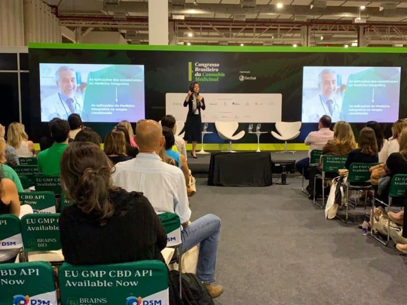 Tratamento com Cannabis Medicinal é usado para dar bem-estar às pessoas com dores, doenças graves e TEA