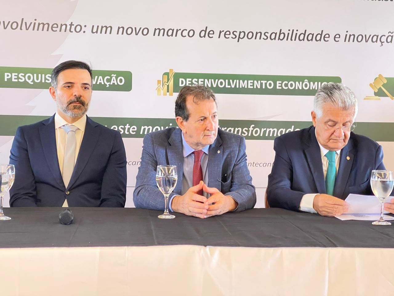 João Paulo Perfeito da Anvisa fala sobre regulação da cannabis medicinal no Brasil