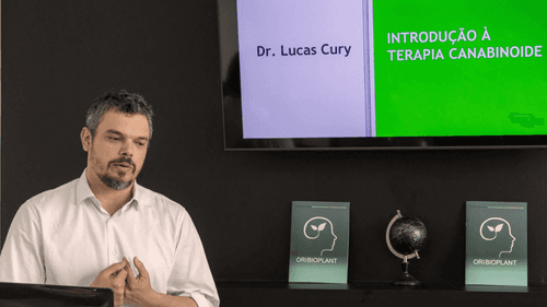 Imagem da noticia: Médico Lucas Cury defende psicodélicos e cannabis medicinal no tratamento de doenças neurológicas